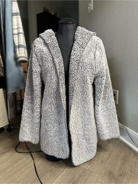 Victoria's Secret Light Gray Hooded Sherpa Jacket